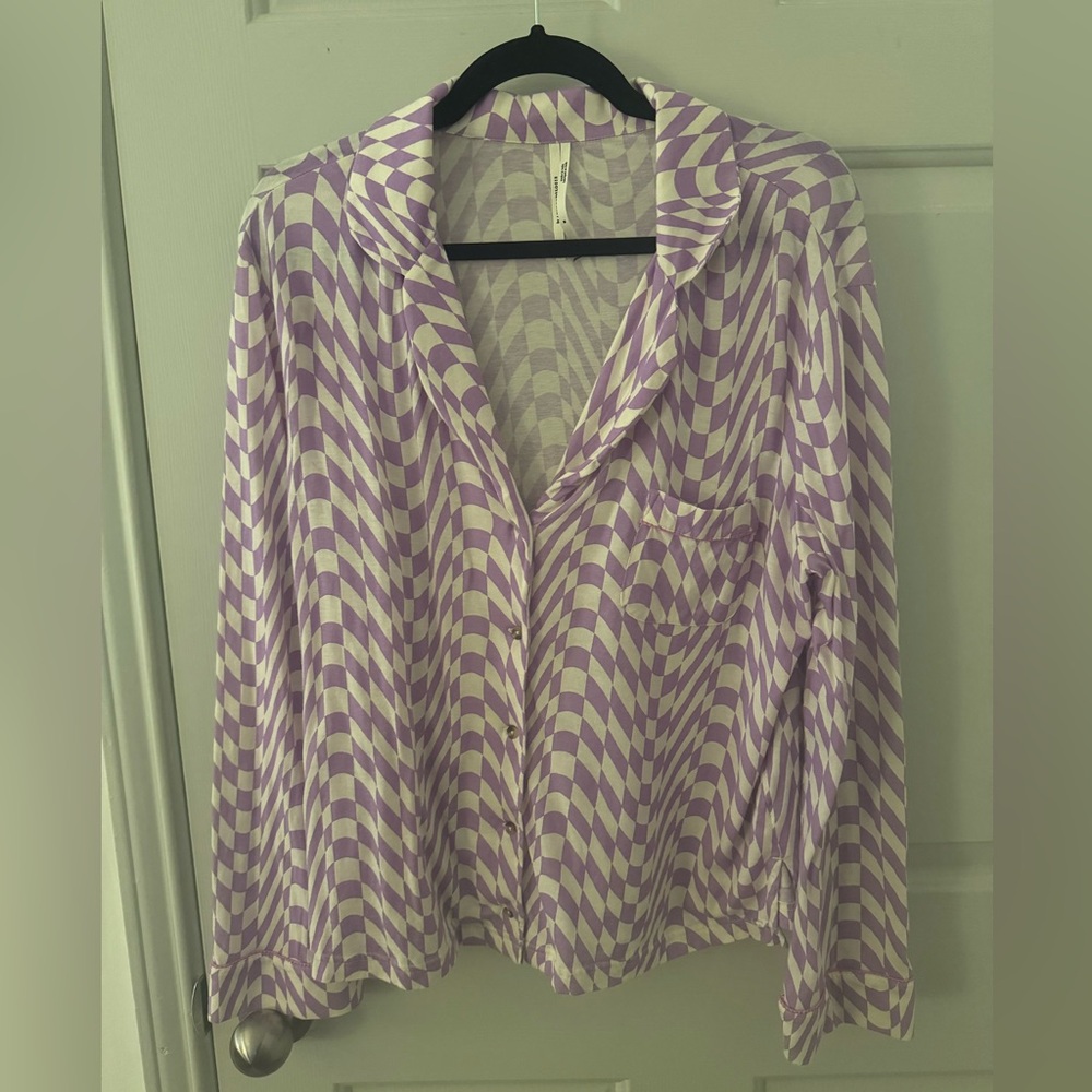 Anthropologie Lavender/Purple and White Geometric Button Down Long Sleeve Shirt
